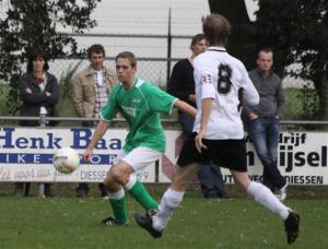 In het seizoen 2011/2012 eindigde het treffen tussen RKDSV en Hilvaria in een 1-1 gelijkspel.